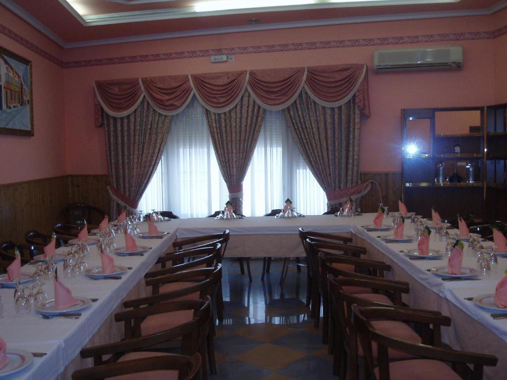 Hotel Los Hermanos Ocaña Eksteriør bilde