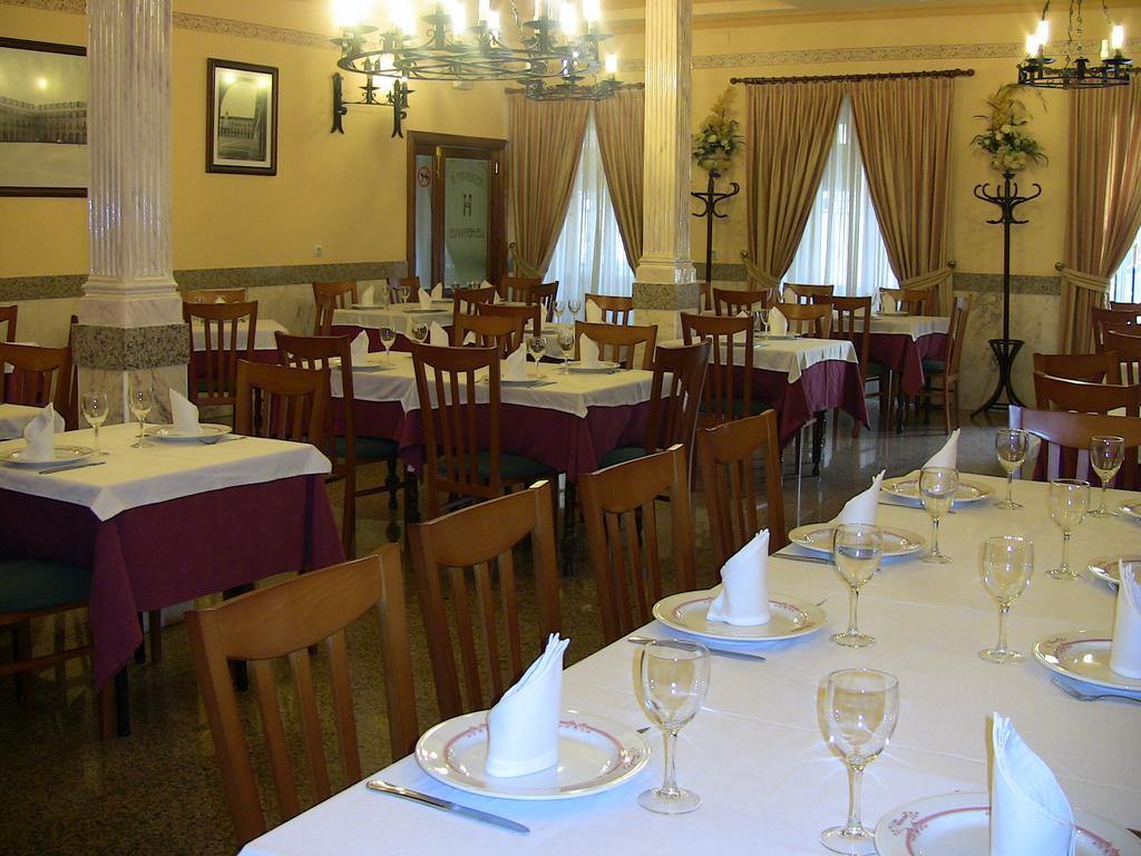 Hotel Los Hermanos Ocaña Eksteriør bilde