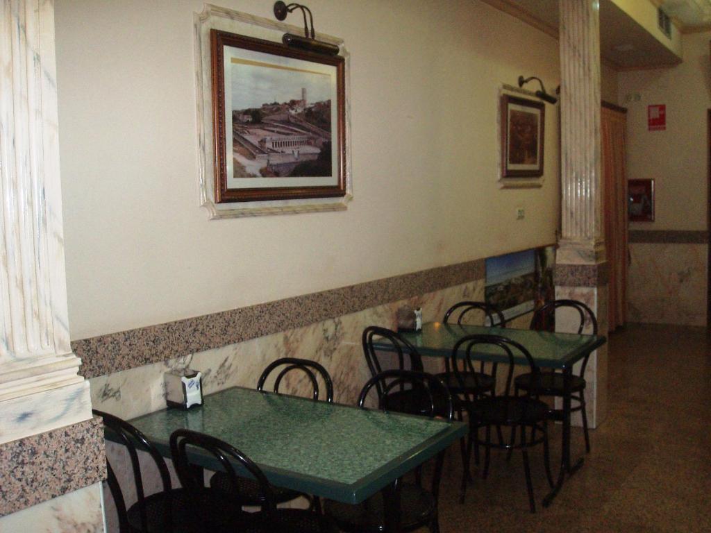 Hotel Los Hermanos Ocaña Eksteriør bilde