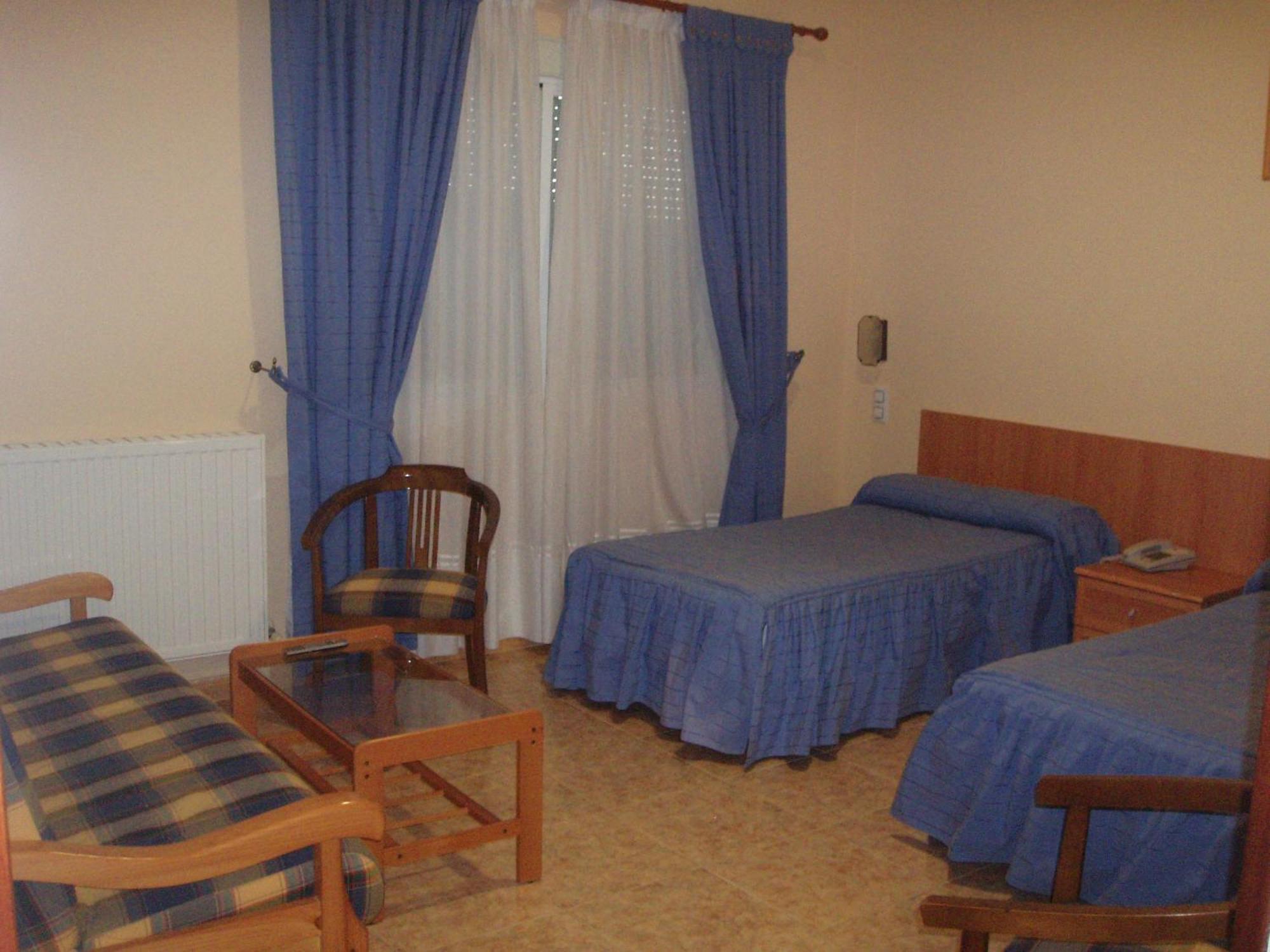 Hotel Los Hermanos Ocaña Eksteriør bilde